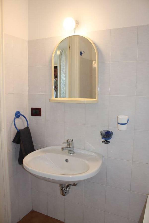 La Casetta Di Graziella Apartamento Vezzi Portio Exterior foto